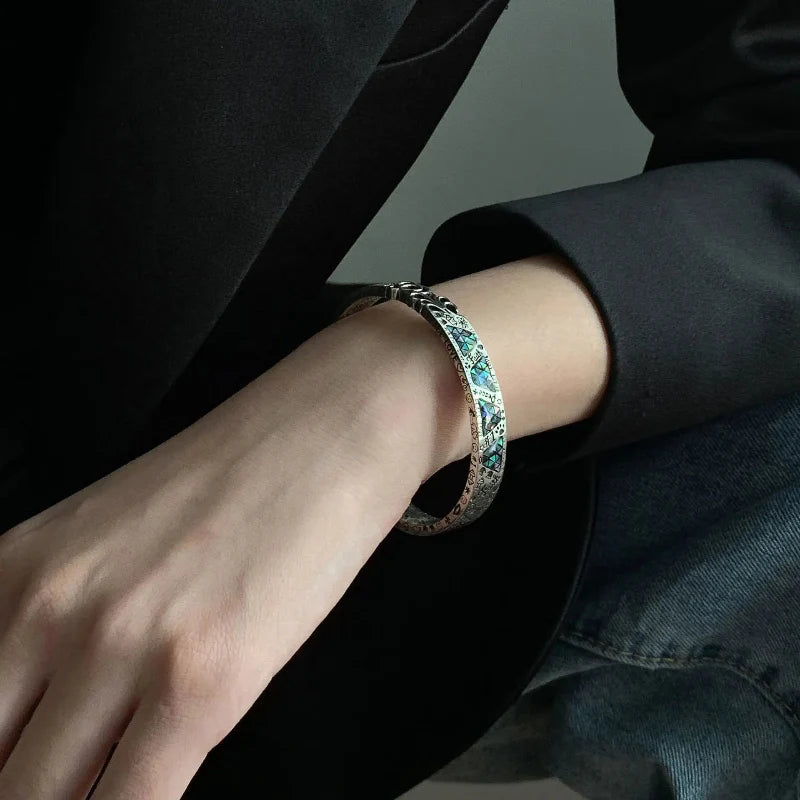 Shiloh Groove Grafitti Cuff