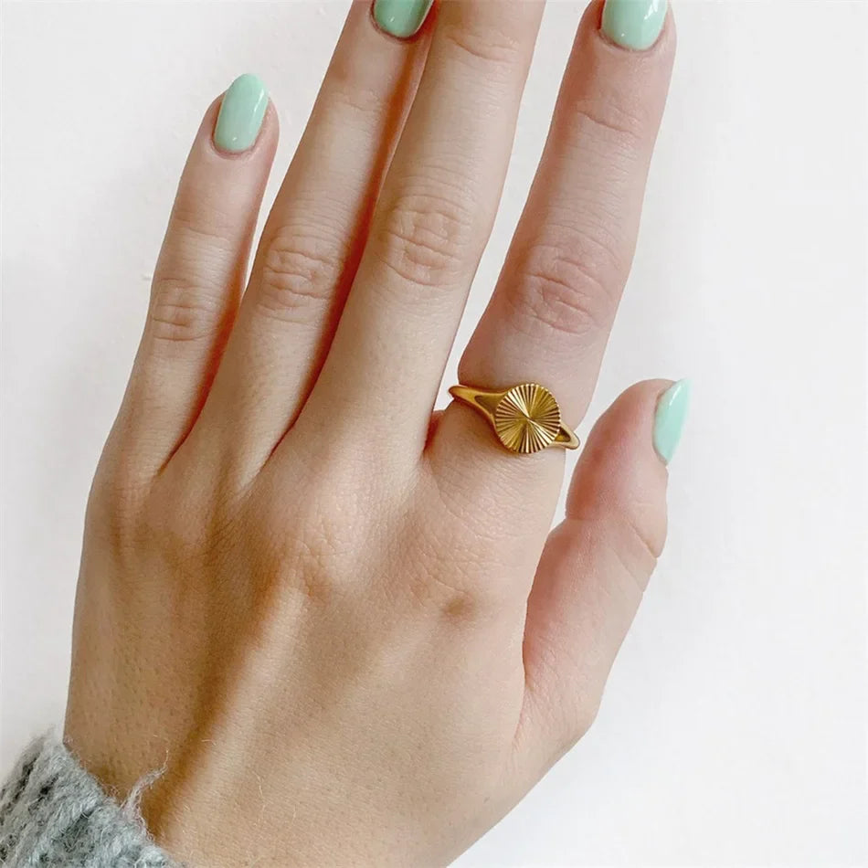 Solara Voss Sunburst Ring