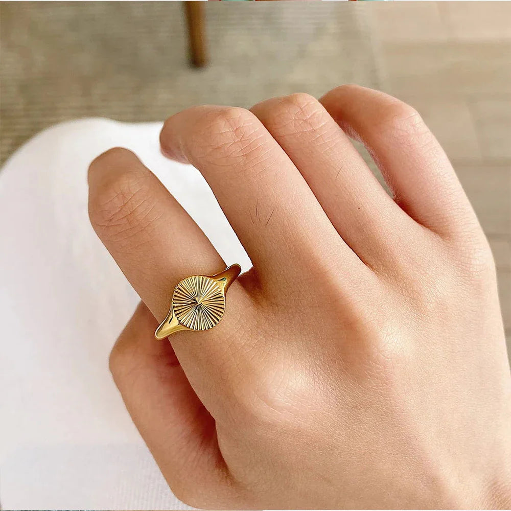 Solara Voss Sunburst Ring