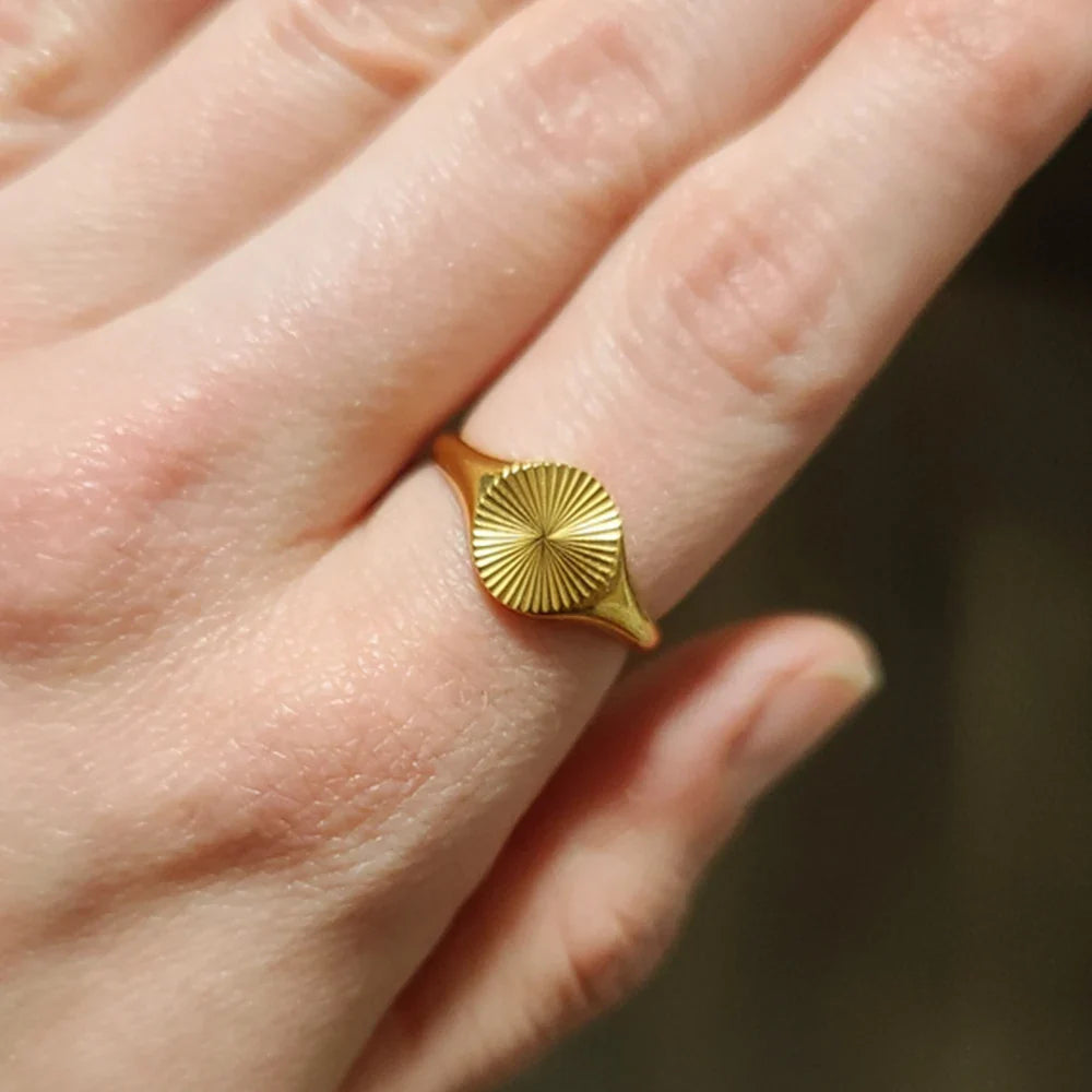 Solara Voss Sunburst Ring