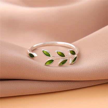 Iris | Sterling Silver Ring