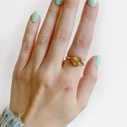 Solara Voss Sunburst Ring
