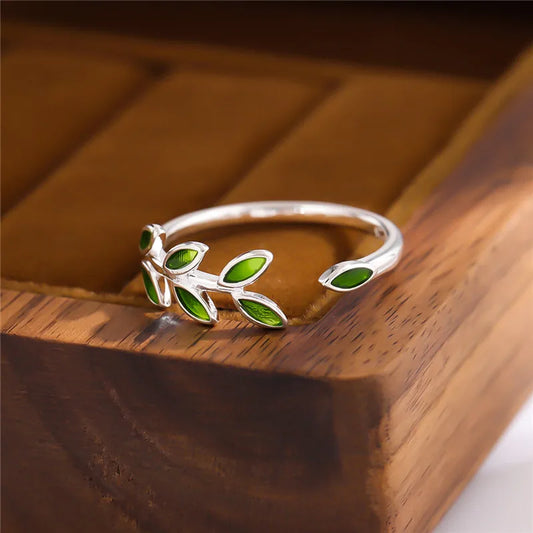 Iris | Sterling Silver Ring