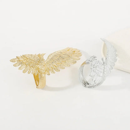 Aviella Arc Bracelet