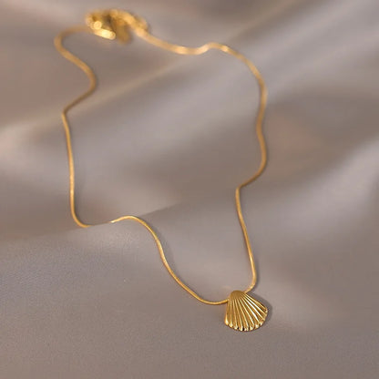 Claremont Shell Necklace