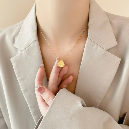 Claremont Shell Necklace